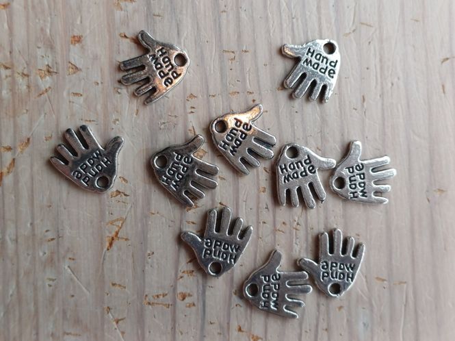Hovedbilde Metallpynt - Hånd - Sølvfarget - SHM31